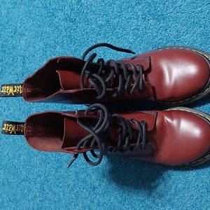 Dr. Martens maroon boots Size 8